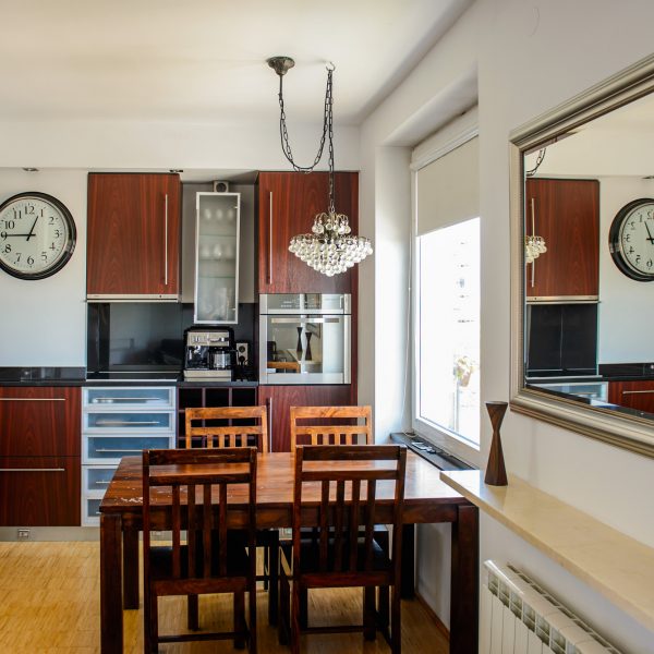 Budynki od środka i na zewnątrz